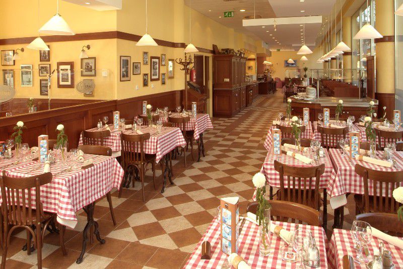 Hotel Ibis Praha Mala Strana Esterno foto