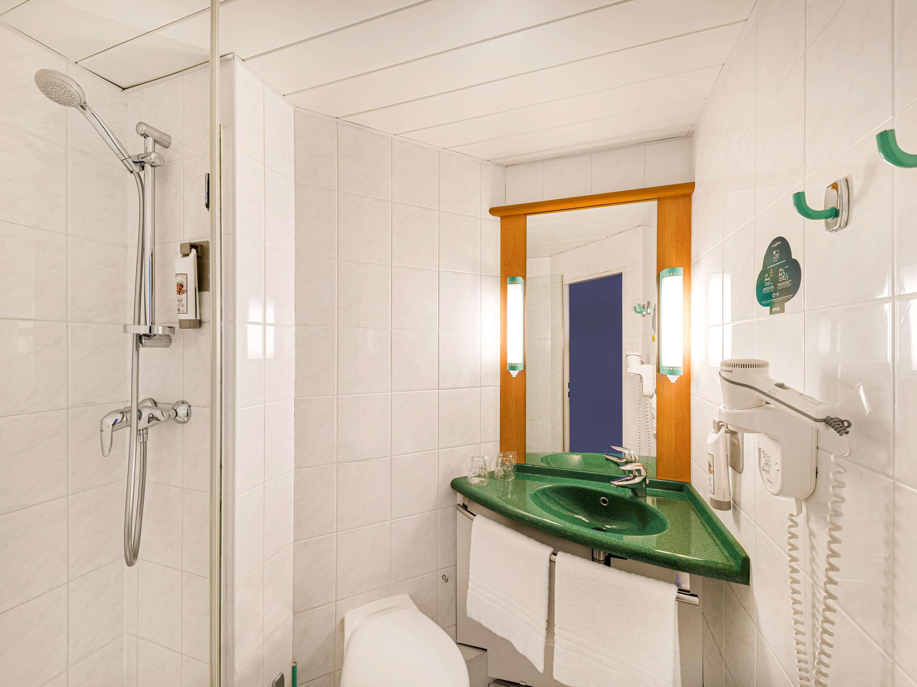Hotel Ibis Praha Mala Strana Esterno foto