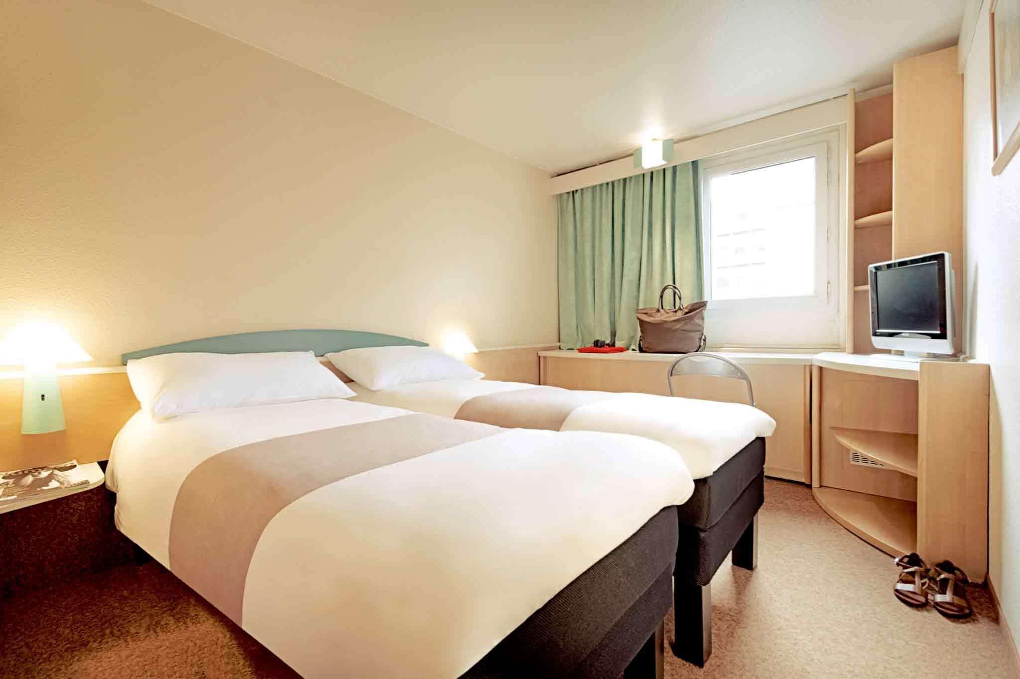 Hotel Ibis Praha Mala Strana Esterno foto