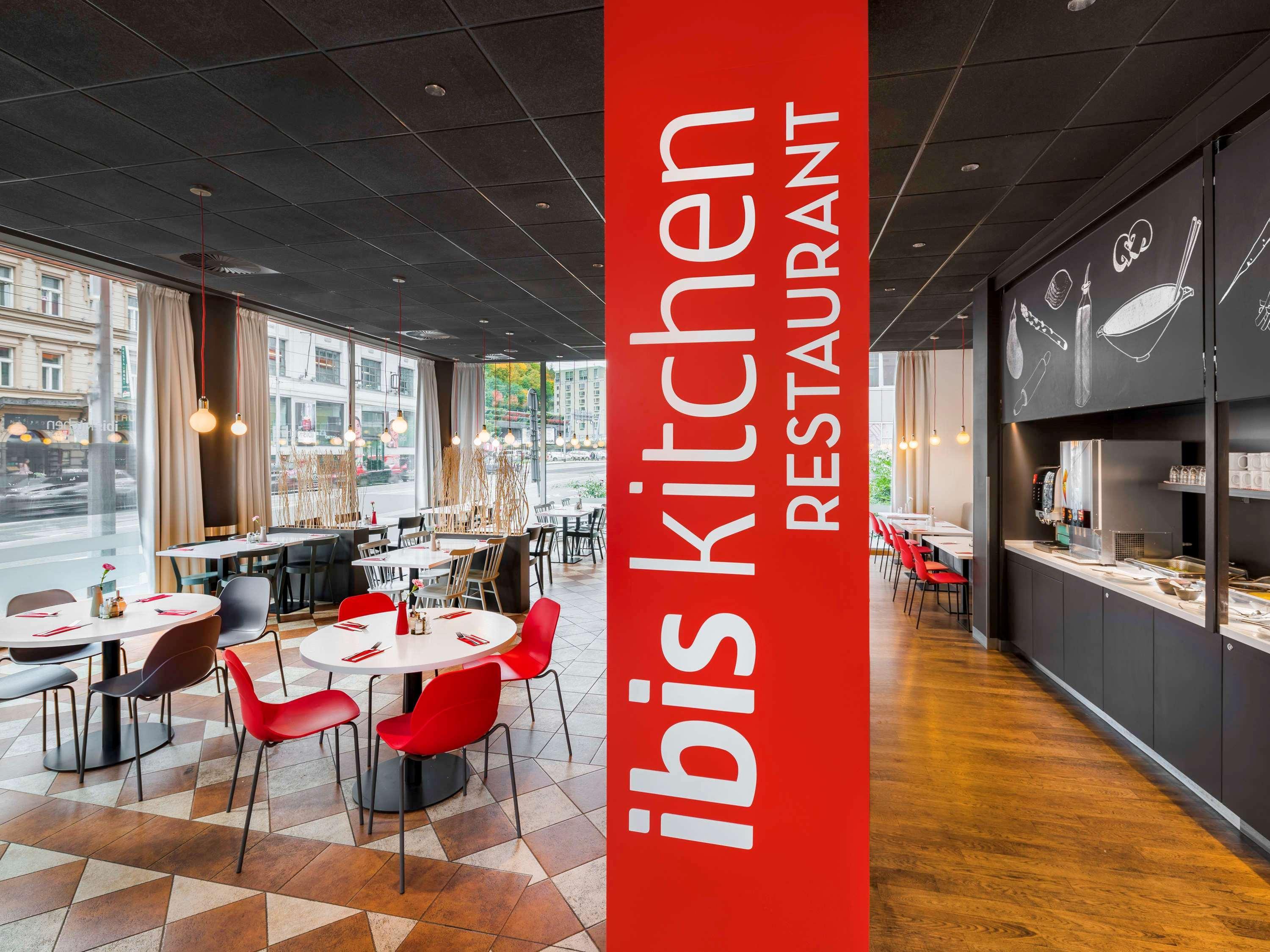 Hotel Ibis Praha Mala Strana Esterno foto