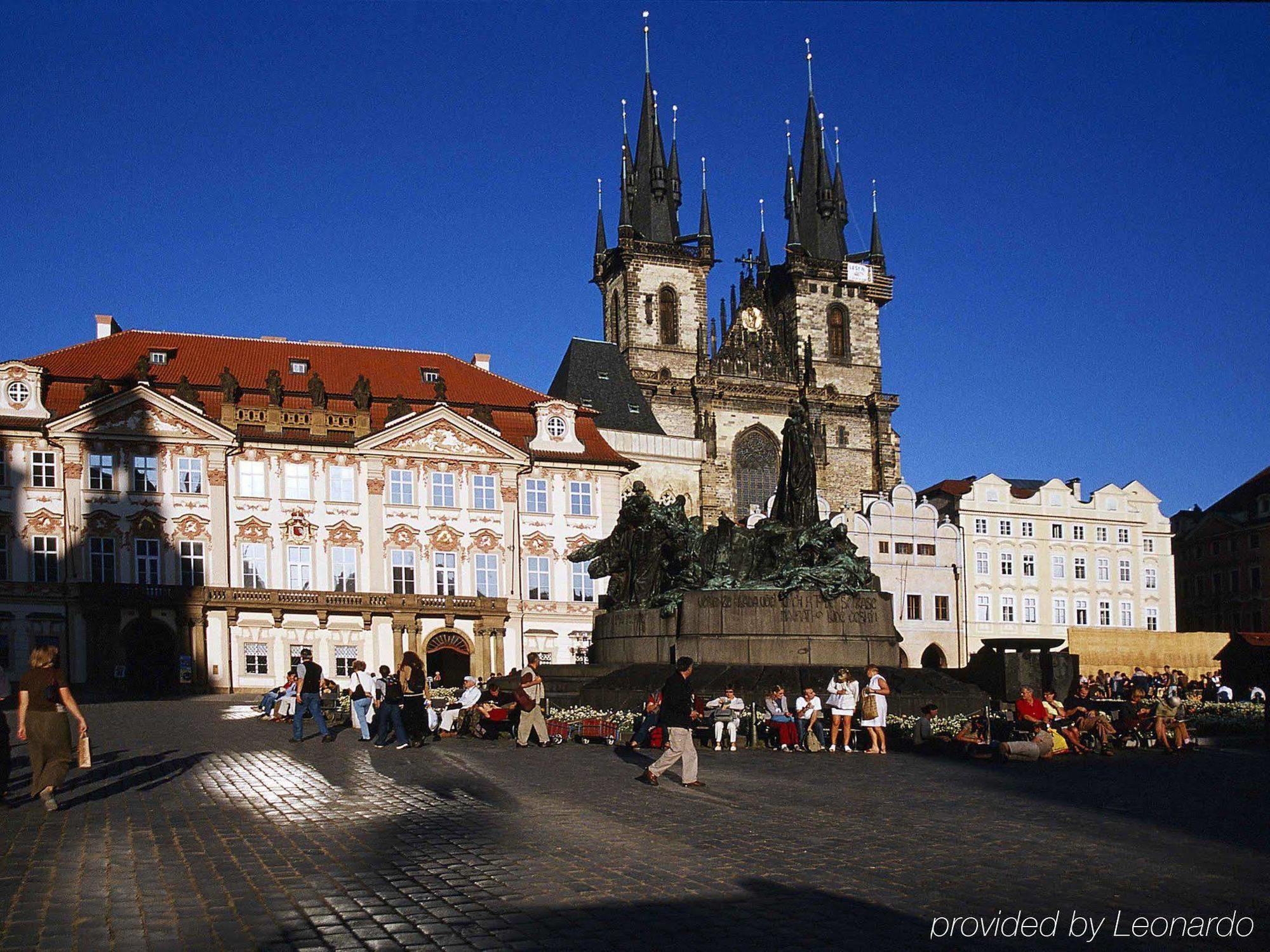 Hotel Ibis Praha Mala Strana Esterno foto
