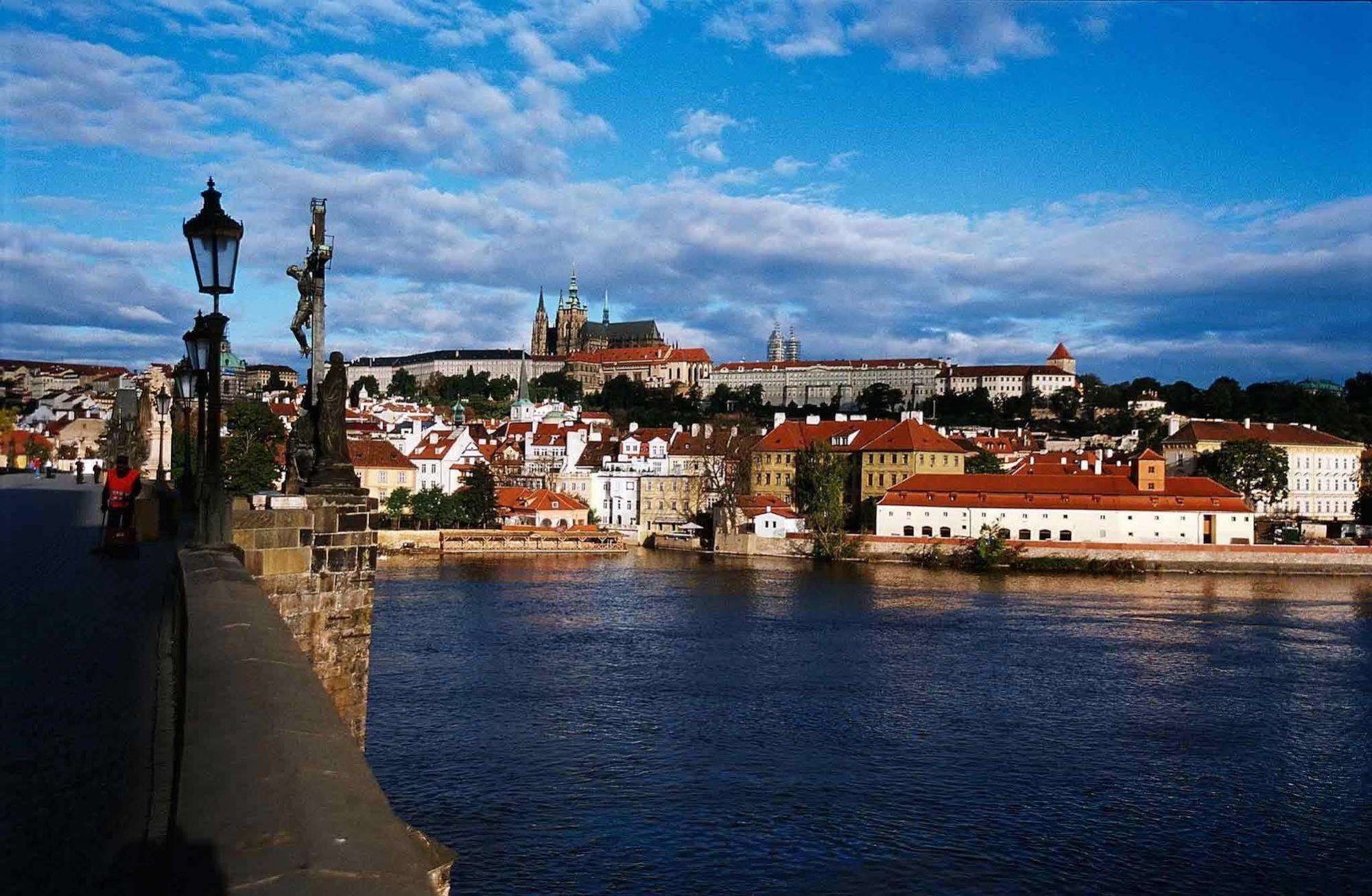 Hotel Ibis Praha Mala Strana Esterno foto