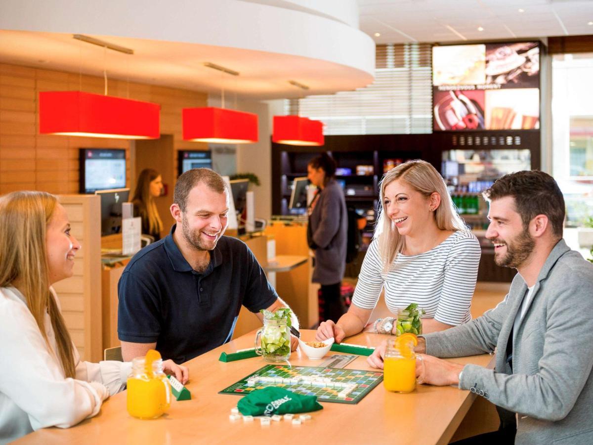 Hotel Ibis Praha Mala Strana Esterno foto